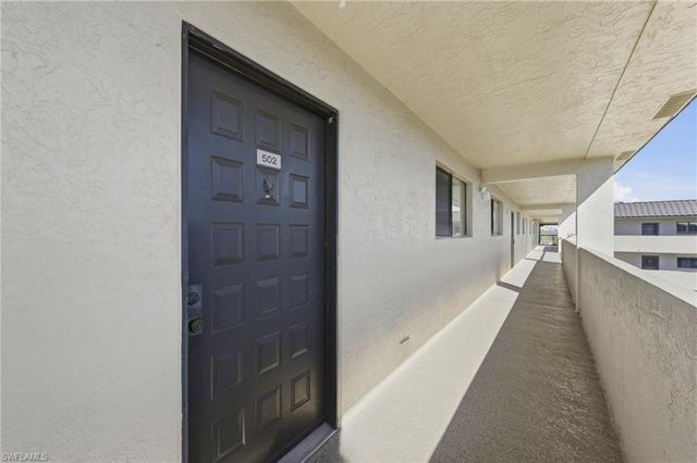 2121 Collier AVE # 502, Fort Myers, FL 33901