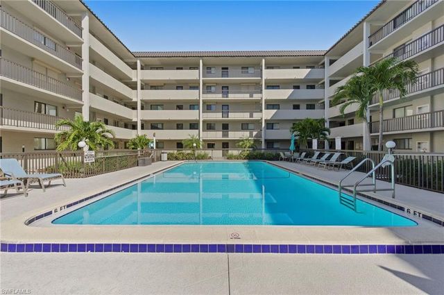 2121 Collier AVE # 502, Fort Myers, FL 33901