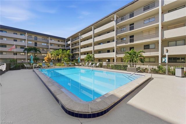 2121 Collier AVE # 502, Fort Myers, FL 33901