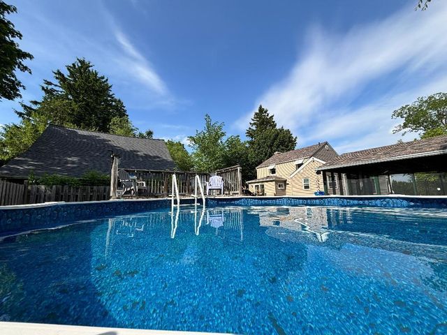 404 Cedar Street, Three Oaks, MI 49128
