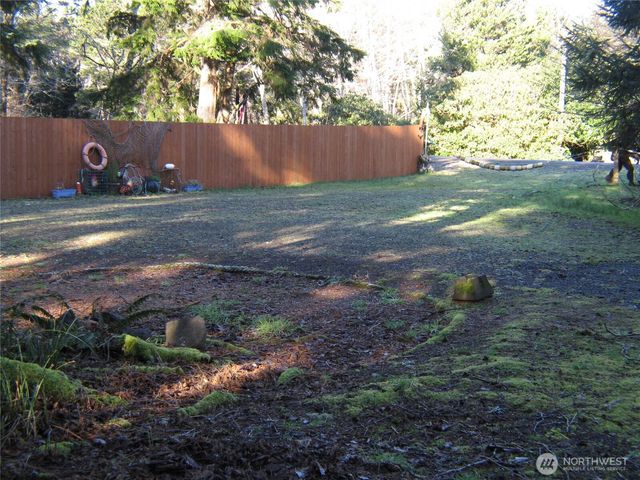1704 320TH Place, Ocean Park, WA 98640