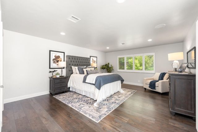 590 Kevington Ct, Sacramento, CA 95864