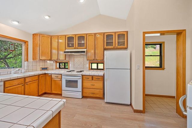 3120 Verde Robles Ct, Camino, CA 95709