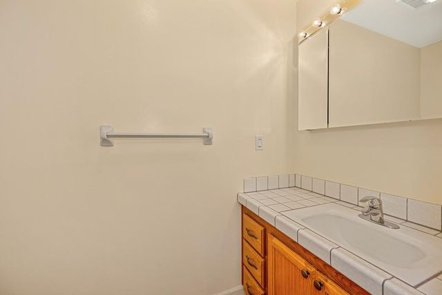 3120 Verde Robles Ct, Camino, CA 95709