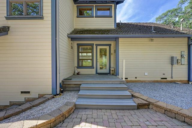 3120 Verde Robles Ct, Camino, CA 95709