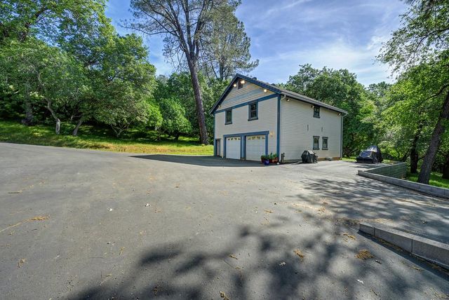 3120 Verde Robles Ct, Camino, CA 95709