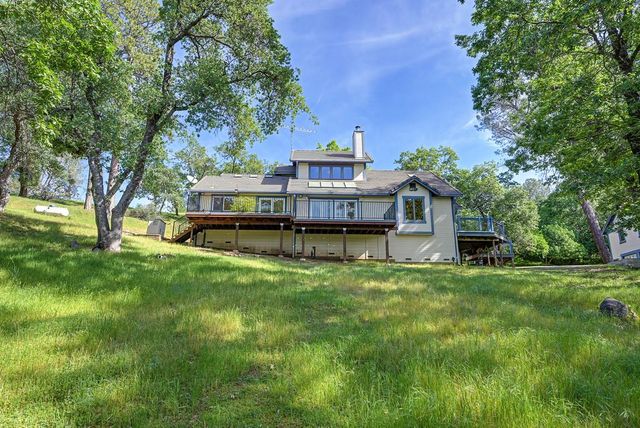 3120 Verde Robles Ct, Camino, CA 95709