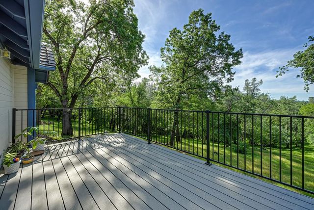 3120 Verde Robles Ct, Camino, CA 95709