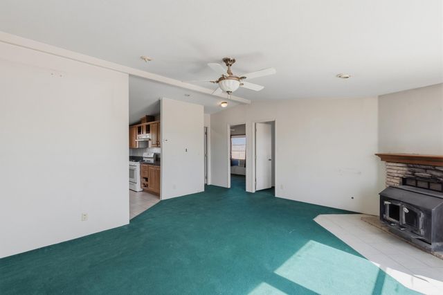 8 Lavanda Lane, Los Lunas, NM 87031
