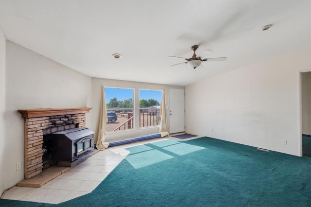 8 Lavanda Lane, Los Lunas, NM 87031