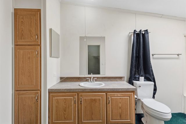 8 Lavanda Lane, Los Lunas, NM 87031