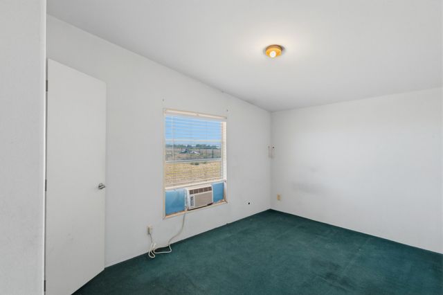 8 Lavanda Lane, Los Lunas, NM 87031