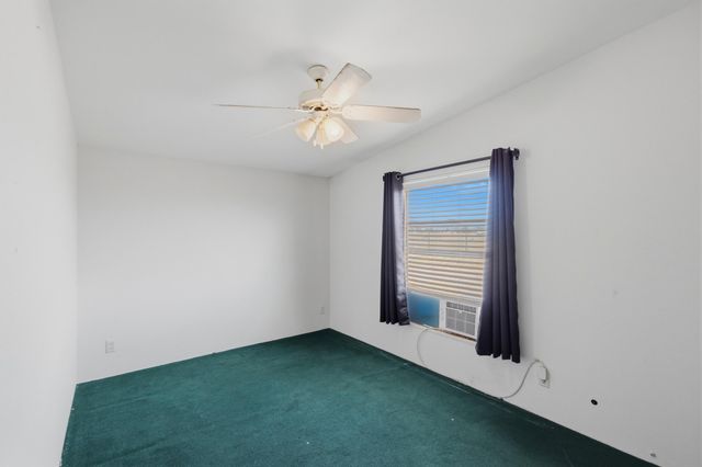 8 Lavanda Lane, Los Lunas, NM 87031