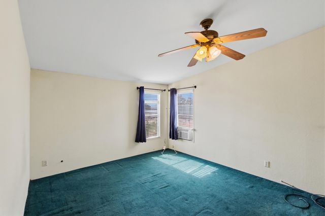 8 Lavanda Lane, Los Lunas, NM 87031