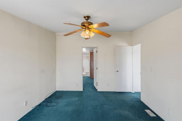 8 Lavanda Lane, Los Lunas, NM 87031