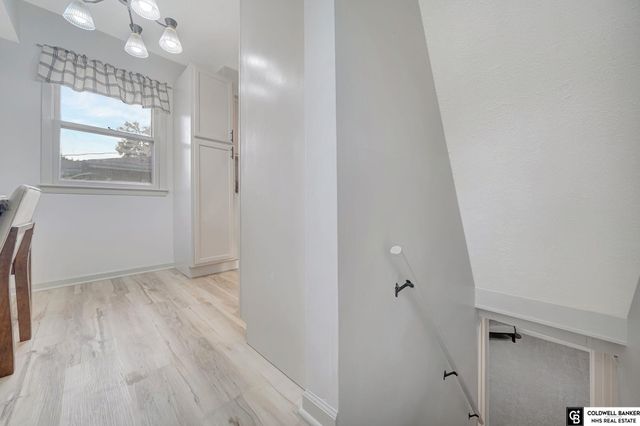 122 W Saunders Avenue, Lincoln, NE 68521