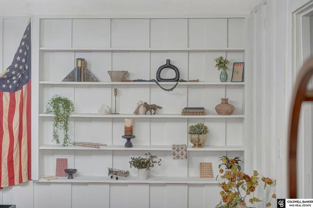 122 W Saunders Avenue, Lincoln, NE 68521