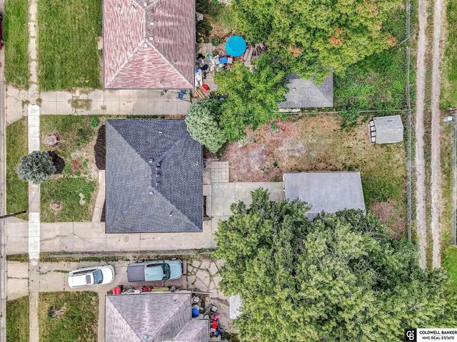 122 W Saunders Avenue, Lincoln, NE 68521