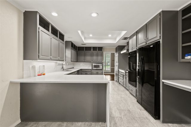 2709 Devonshire Drive, Carrollton, TX 75007