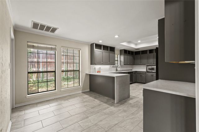 2709 Devonshire Drive, Carrollton, TX 75007