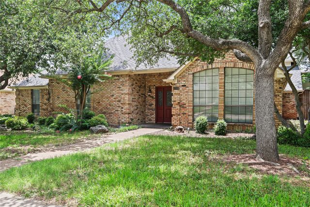 2709 Devonshire Drive, Carrollton, TX 75007