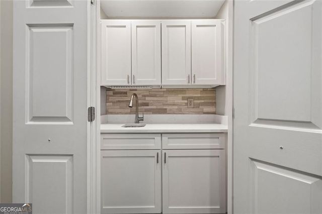 6 Alston Place NE, Atlanta, GA 30324