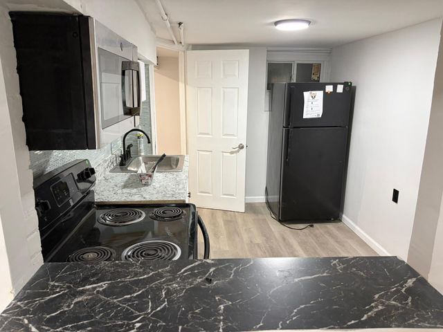 327 Dover Street, Bridgeport, CT 06610