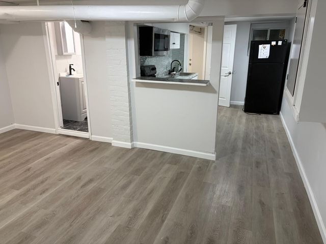 327 Dover Street, Bridgeport, CT 06610