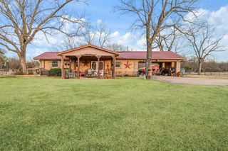 9216 Farm Road 195, Paris, TX 75462