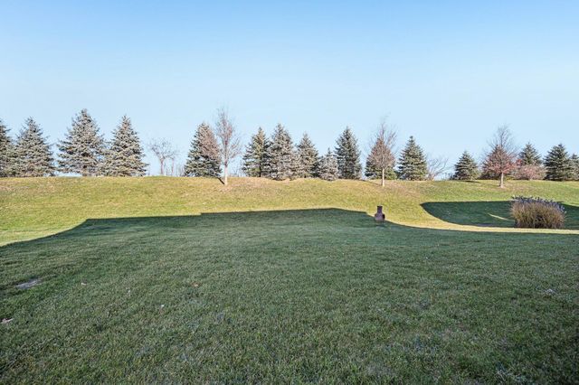 573 Eagle Walk Road, Delaware, OH 43015