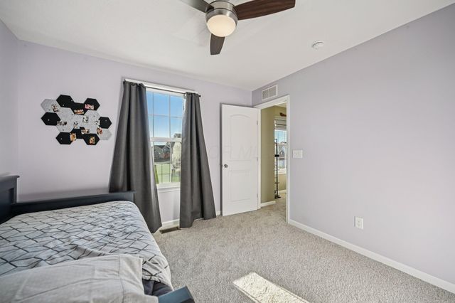 573 Eagle Walk Road, Delaware, OH 43015