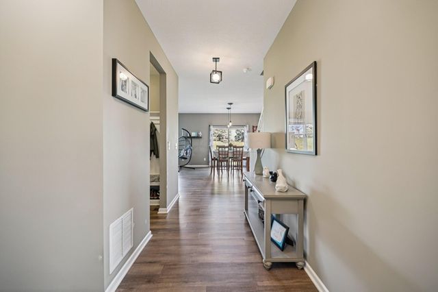 573 Eagle Walk Road, Delaware, OH 43015