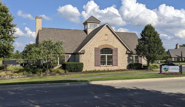 573 Eagle Walk Road, Delaware, OH 43015