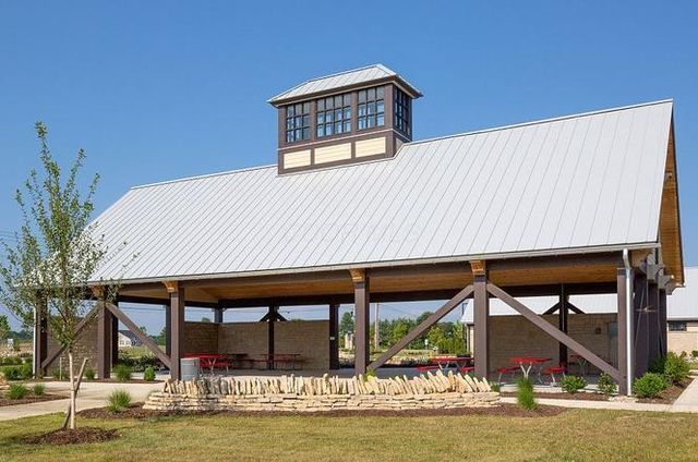 573 Eagle Walk Road, Delaware, OH 43015