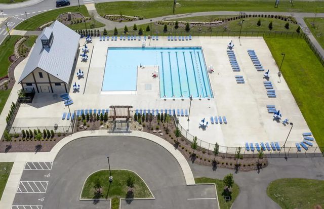 573 Eagle Walk Road, Delaware, OH 43015