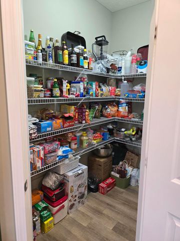 573 Eagle Walk Road, Delaware, OH 43015