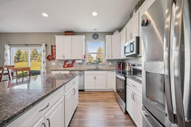 573 Eagle Walk Road, Delaware, OH 43015