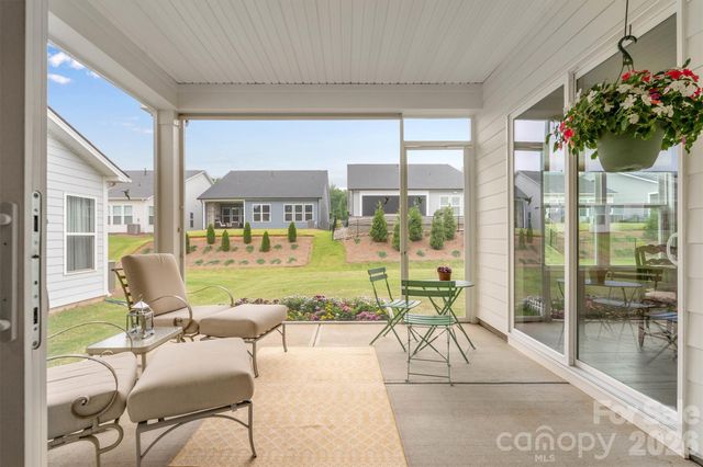 8025 Brookbank Drive, Charlotte, NC 28269