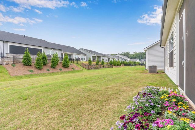 8025 Brookbank Drive, Charlotte, NC 28269