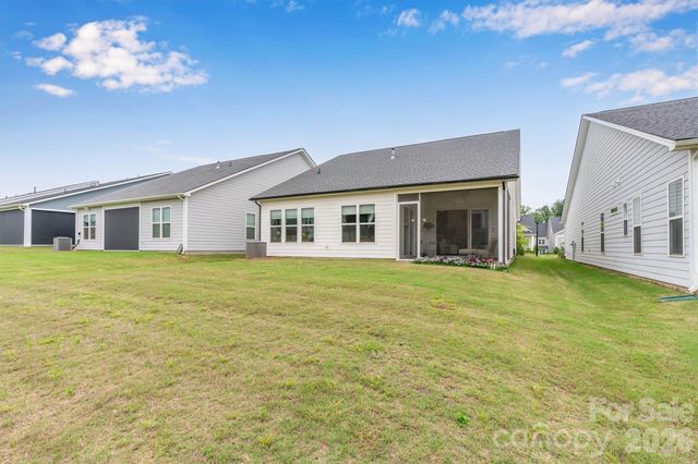 8025 Brookbank Drive, Charlotte, NC 28269