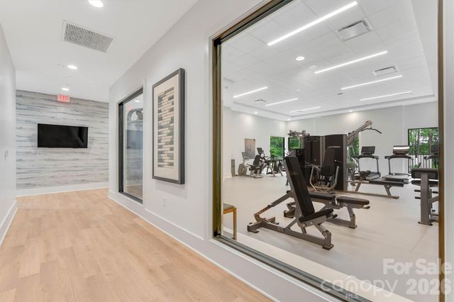 8025 Brookbank Drive, Charlotte, NC 28269