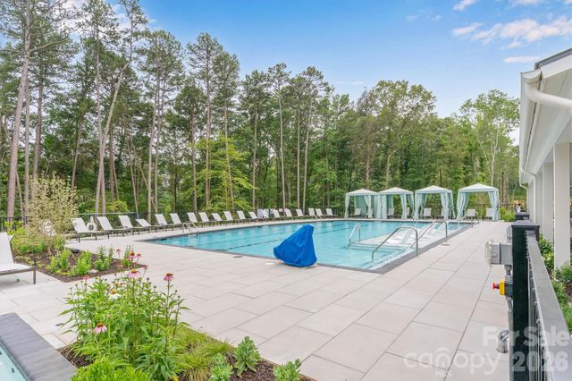 8025 Brookbank Drive, Charlotte, NC 28269
