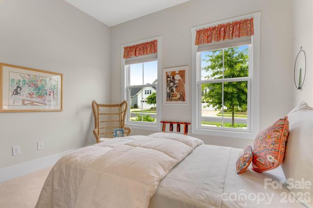 8025 Brookbank Drive, Charlotte, NC 28269