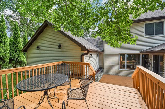 13721 Danbury Path, Rosemount, MN 55068