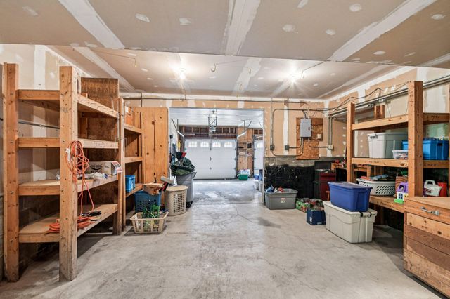 13721 Danbury Path, Rosemount, MN 55068