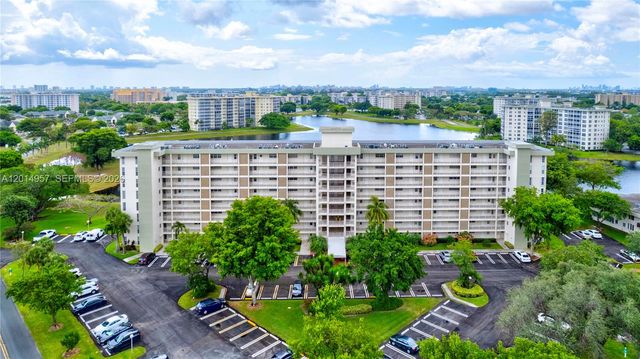 3091 N Course Dr 702, Pompano Beach, FL 33069