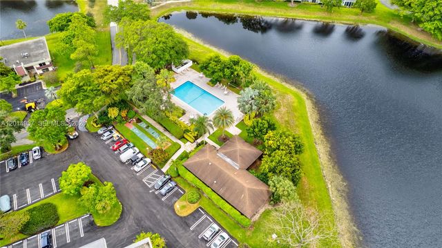 3091 N Course Dr 702, Pompano Beach, FL 33069
