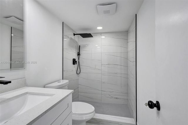 3091 N Course Dr 702, Pompano Beach, FL 33069