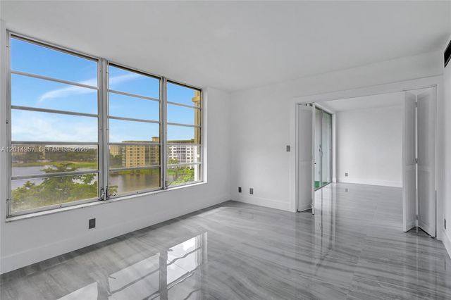 3091 N Course Dr 702, Pompano Beach, FL 33069