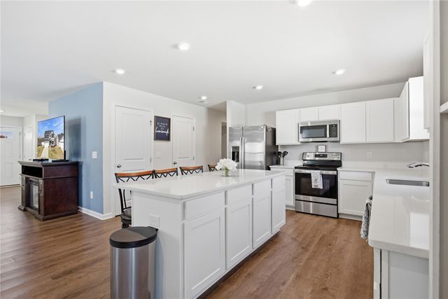 294 Utica Bend Court, Seneca, SC 29678